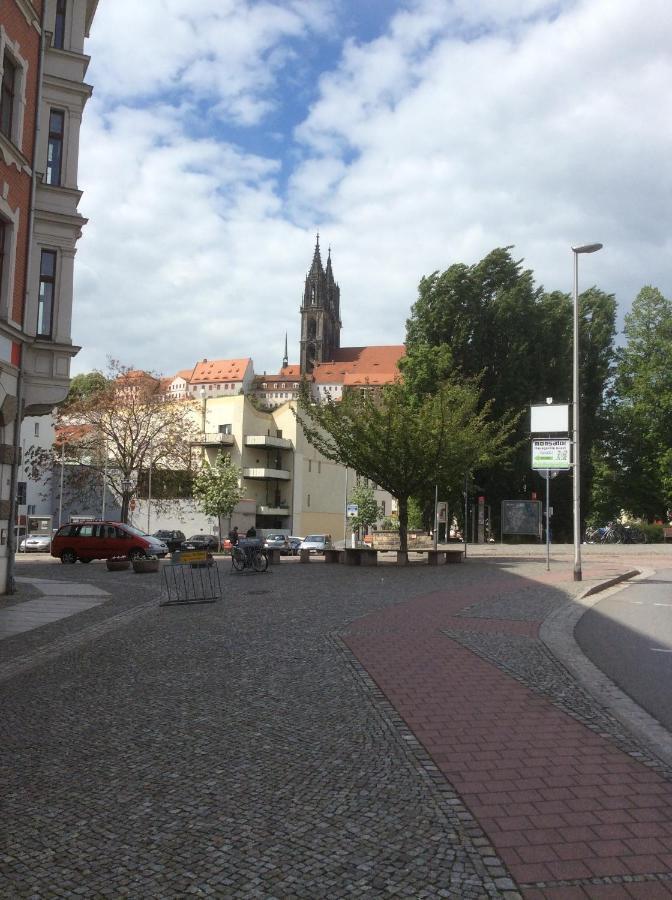 Apartments At Old Town Bridge Altstadt, Elbestrand, Fahrradweg, Schiffsanleger Meissen Exterior photo